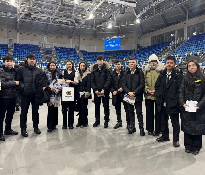 «Vipusknik.kz» талапкерлерге арналған республикалық портал ұйымының ұйымдастыруымен 2025 жылдың 20-21 ақпан күндері Семей қаласы «Абай арена» спорт кешенінде Қазақстандық ЖОО-дың көрмесі өтті.
