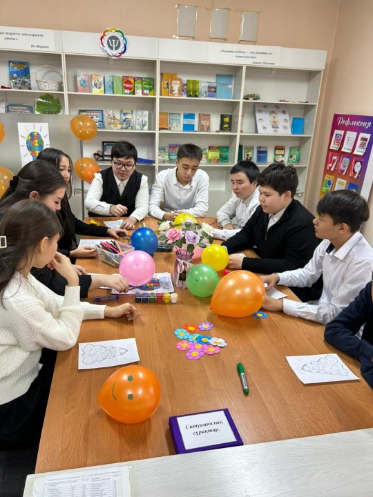 9-сыныптарда «Отбасындағы зорлық-зомбылық профилактикасы» тақырыбында тренинг өтті.