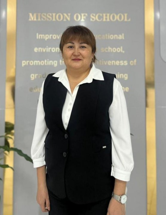 Тәрбие ісі  жөнінен орынбасары Баймоллаева Үміт Саркытбековна